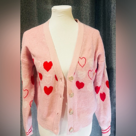 Celebrity Pink Heart Pattern Cardigan - Pink and Red - Picture 9 of 10